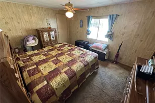 4639 Coral St, Zephyrhills, FL 33542 - Photo 6