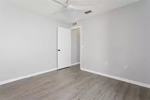 237 Curtis Ave, Groveland, FL 34736 - Photo 20