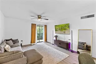 278 Scottsdale Square, Winter Park, FL 32792 - Photo 6