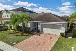 3258 Olivera Way, Saint Cloud, FL 34772 - Photo 2