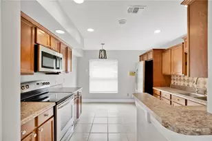 682 Ascot Cir, Orlando, FL 32825 - Photo 6