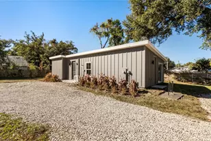 1926 Cloverlawn Ave, Orlando, FL 32806 - Photo 14