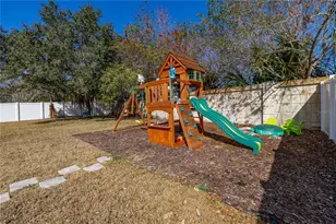 1831 Windward Oaks Ct, Kissimmee, FL 34746 - Photo 30