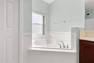 1831 Windward Oaks Ct, Kissimmee, FL 34746 - Photo 18