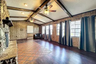 1029 Michelle Ct, Tavares, FL 32778 - Photo 10