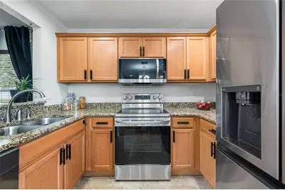 1131 Highland Meadows Street, Davenport, FL 33837 - Photo 2