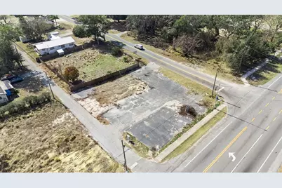 331 W Myers Boulevard, Mascotte, FL 34753 - Photo 6