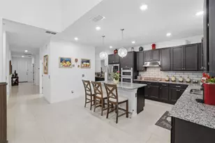 720 Split Hoof Dr, Saint Cloud, FL 34771 - Photo 4