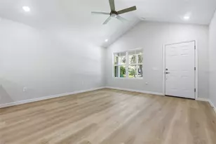 2447 SE 10th Ave, Gainesville, FL 32641 - Photo 4