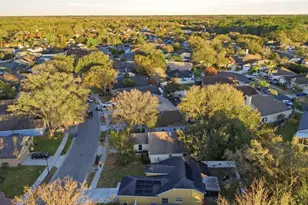 1071 Kelly Creek Cir, Oviedo, FL 32765 - Photo 34