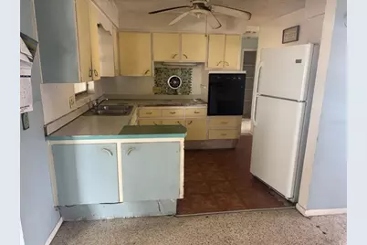 2310 Poinsettia Drive, Orange City, FL 32763 - Photo 4