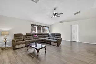 2212 Lake Pointe Cir, Leesburg, FL 34748 - Photo 20