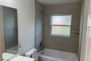 110 Dewitt Ct, Eustis, FL 32726 - Photo 8