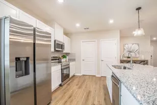 593 Broadoak Dr, Dundee, FL 33838 - Photo 6