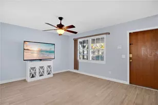 5656 Royal Pine Blvd, Orlando, FL 32807 - Photo 8