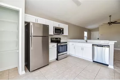 1639 Ridge Pointe Drive, Orlando, FL 32808 - Photo 4