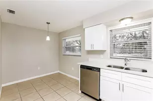 5604 Fair Oak Ct, Orlando, FL 32808 - Photo 4