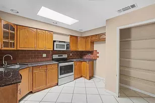 3431 Hunt Ln, Oviedo, FL 32765 - Photo 10