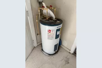 7700 Bates Road, Orlando, FL 32807 - Photo 8