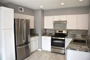 1802 High St, Leesburg, FL 34748 - Photo 2