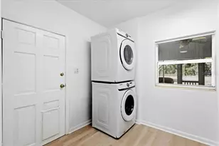 1621 E University Ave, Gainesville, FL 32641 - Photo 34