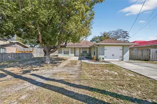 215 Dairy Rd, Auburndale, FL 33823 - Photo 2