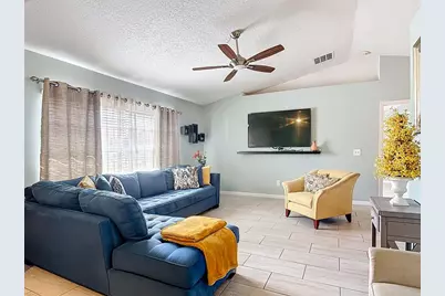 674 Gainsboro Street, Deltona, FL 32725 - Photo 4