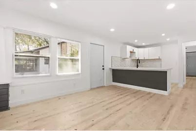 1759 43rd Street S, Saint Petersburg, FL 33711 - Photo 2