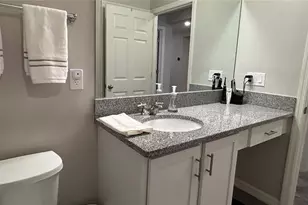 9475 Oakleaf Hammock Pl, Seffner, FL 33584 - Photo 18
