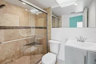 701 Strathmore Dr, Orlando, FL 32803 - Photo 12