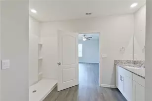 32161 Katelin Cir, Leesburg, FL 34748 - Photo 16