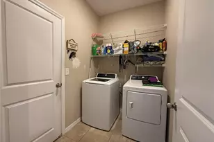 16418 Woodside Gln, Parrish, FL 34219 - Photo 10