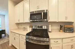 554 Orient Ave, Debary, FL 32713 - Photo 10