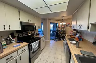 1517 Ingram Dr, Sun City Center, FL 33573 - Photo 4