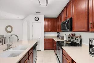 9651 Doris Ln, Orlando, FL 32829 - Photo 14