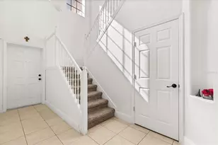 9651 Doris Ln, Orlando, FL 32829 - Photo 6