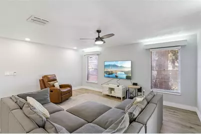 549 Iris Street, Altamonte Springs, FL 32714 - Photo 8