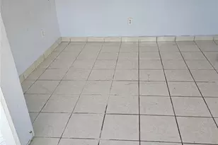 1561 NW 77th Way, Pembroke Pines, FL 33024 - Photo 22