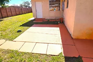 1561 NW 77th Way, Pembroke Pines, FL 33024 - Photo 34