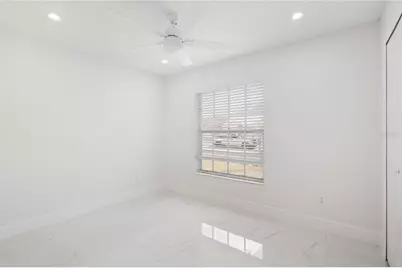 628 Valencia Place Circle, Orlando, FL 32825 - Photo 20