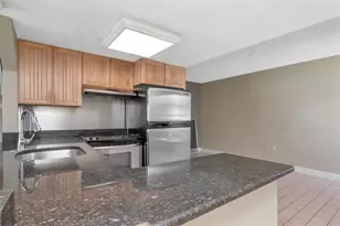 2424 W Tampa Bay Blvd, Tampa, FL 33607 - Photo 18