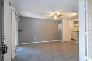 5136 Park Central Dr, Orlando, FL 32839 - Photo 12