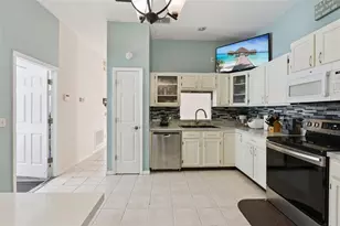 8013 Aspencrest Ct, Orlando, FL 32835 - Photo 10
