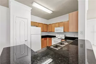 19935 Villa View Circle, Orlando, FL 32821 - Photo 4