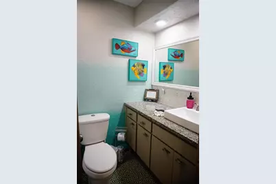 2504 Avenue B, Bradenton Beach, FL 34217 - Photo 32