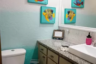 2504 Avenue B, Bradenton Beach, FL 34217 - Photo 32