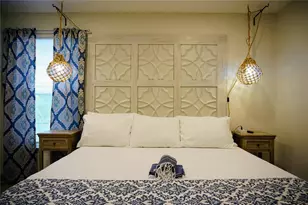 2504 Avenue B, Bradenton Beach, FL 34217 - Photo 4