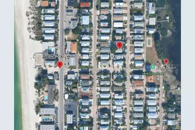 2504 Avenue B, Bradenton Beach, FL 34217 - Photo 24