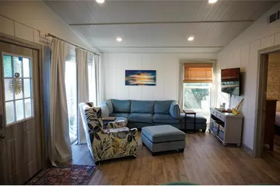 2504 Avenue B, Bradenton Beach, FL 34217 - Photo 4
