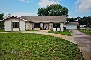 2010 Carrington Dr, Orlando, FL 32807 - Photo 1